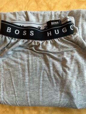 EUC--HUGO BOSS  VINTAGE Light Gray Men's PJ Lounge Pants FITS LIKE A MEDIUM